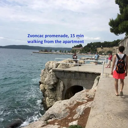Πανσιόν Awesome Stone House