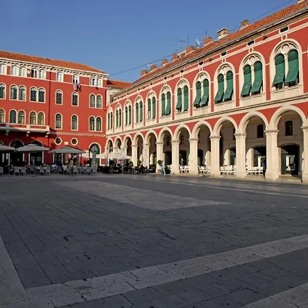 Awesome Stone House Gasthuis