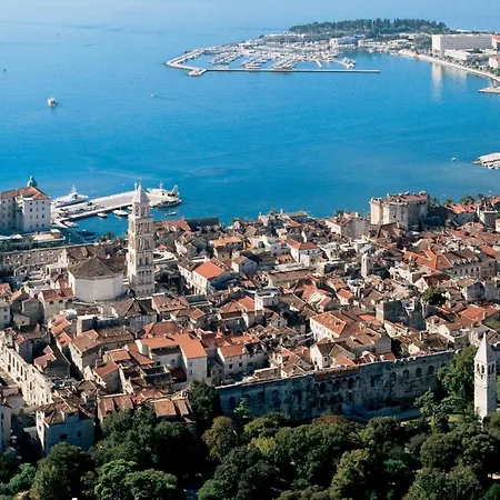 Guest house Awesome Stone House