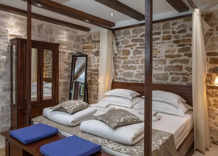 Awesome Stone House Gasthof 4*