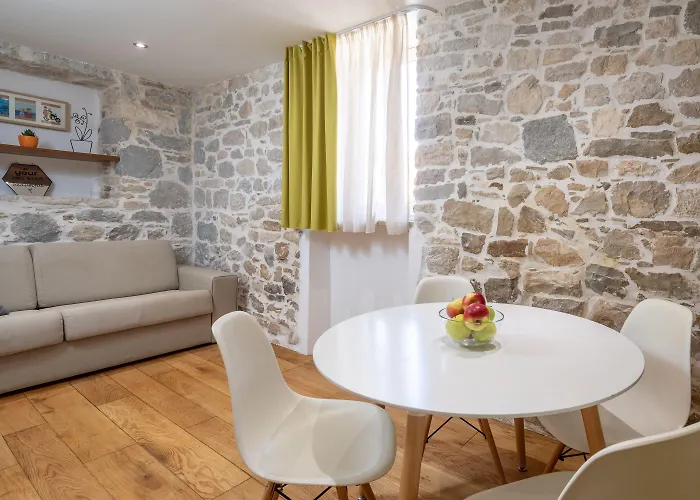 Awesome Stone House Gasthof 4*
